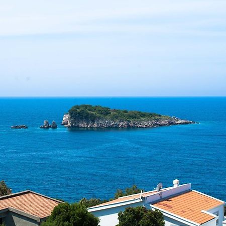 Apartments And Studios Anicic Утеха Екстериор снимка